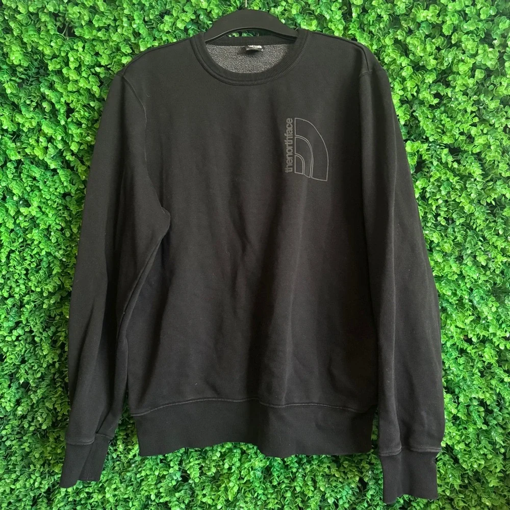 The North Face Men's Medium Black Pullover Sweater